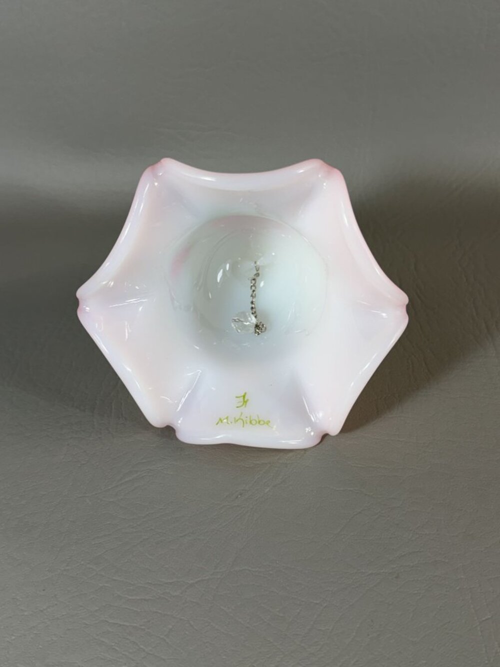 Vintage Fenton Art Glass Bell Hand-Painted Floral Signed M. Kibbe Satin Pink - Picture 11 of 16